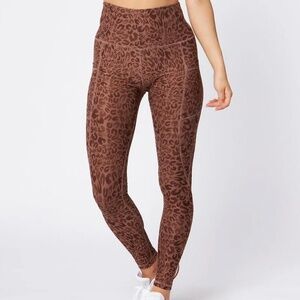 Scorpio Sol Serena Pocket Legging Dark Mocha Leopard Print Size XS